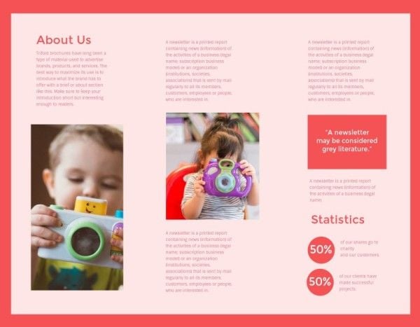 Red Early Child Care Center Brochure Template リーフレット（三つ折りパンフレット）