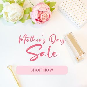 白とピンクのミニマル母の日セール Instagram投稿
